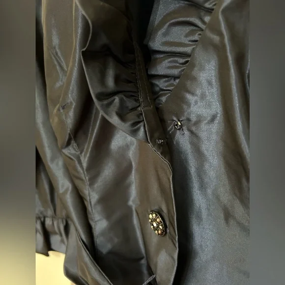 NWT Women’s Xscape blue organza long sleeve ruffled top Sz 12 - Picture 8 of 8